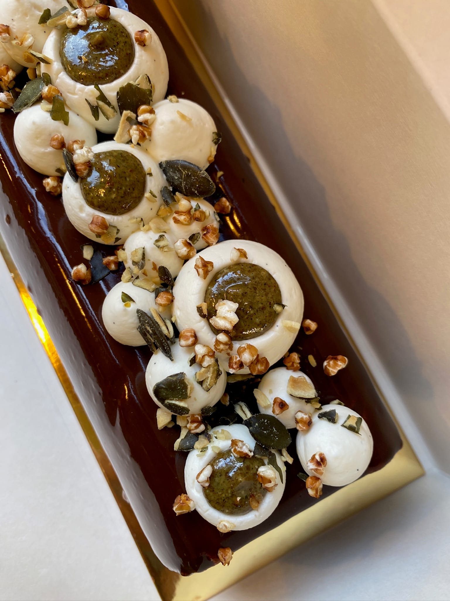 Bûche Chocolat, praliné graines de courge